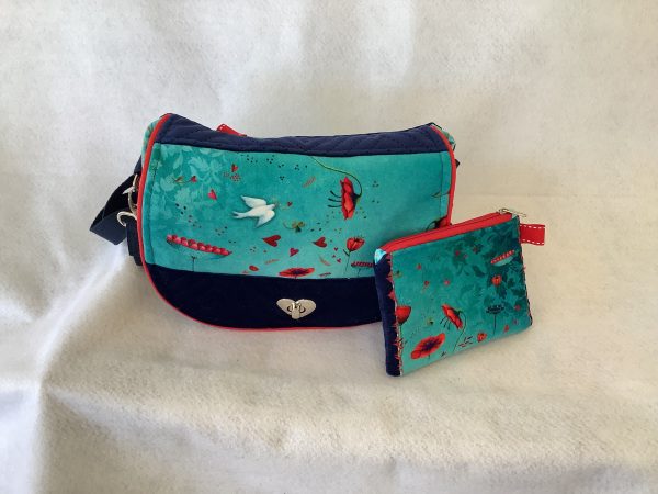 Sac besace avec rabat 4